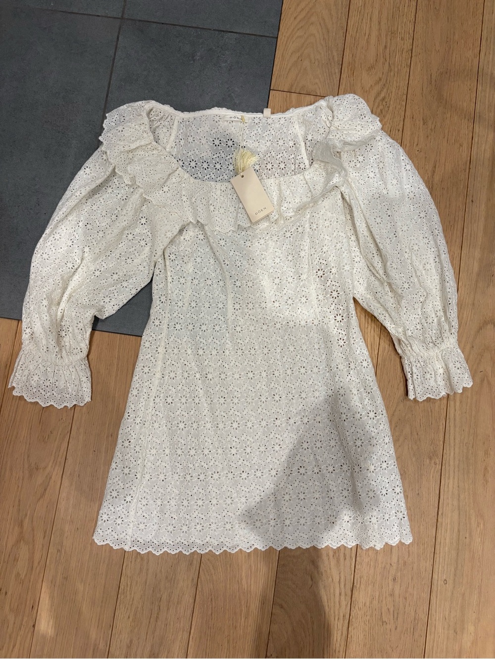 Doen Franique Cream Eyelet Ruffle Mini Dress NWT